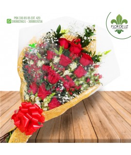 RAMILLETE ROSAS ROMANTICAS
